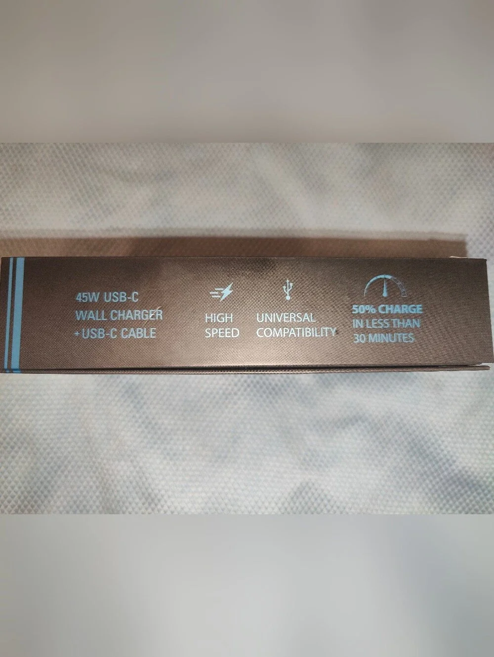 NWT Brookstone USB-C To USB-C 45W Fast Charging Block And 6' Cable